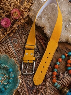 4/$15 Yellow Women's Elastic And Leather Belt with Metal Buckle 31"